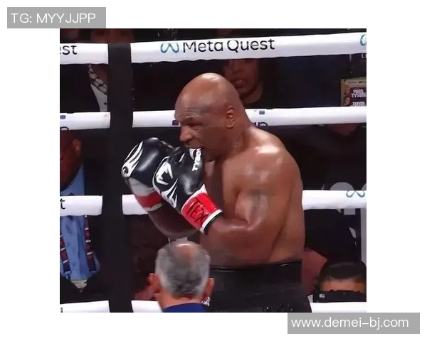 图阿与泰森的巅峰对决谁能赢得拳坛荣耀的传奇之战 图阿与泰森的巅峰对决谁能赢得拳坛荣耀的传奇之战